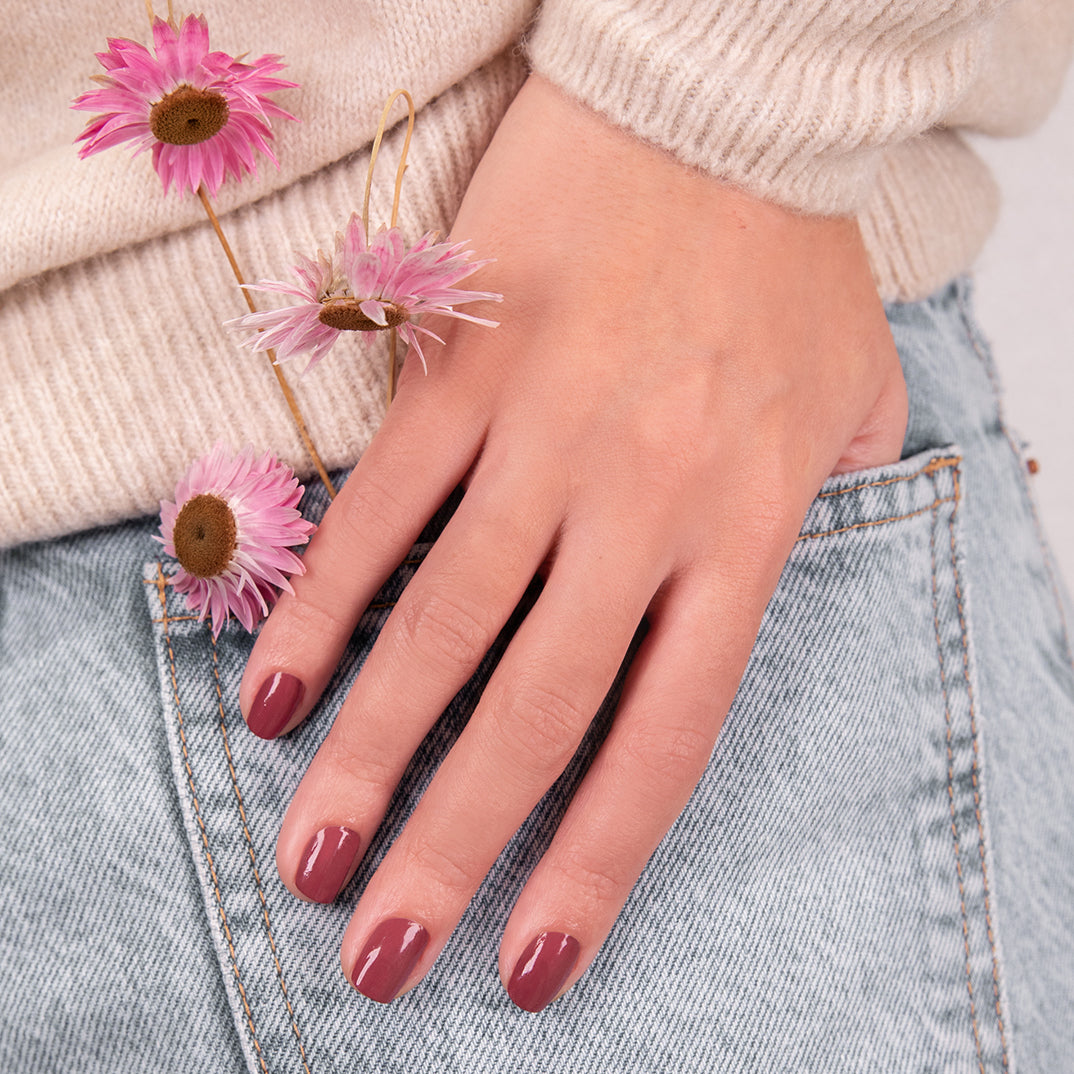 Green Natural Nail Polish - Victoria Plum