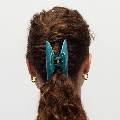 Grande Heirloom Claw in Cognac