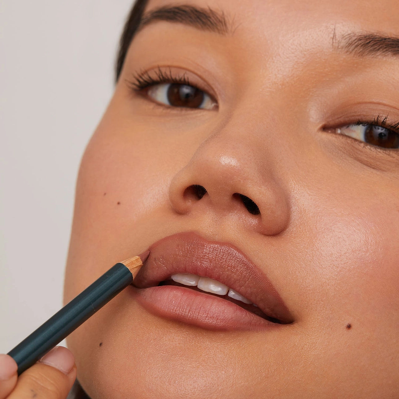 Soft Glide Lip Liner